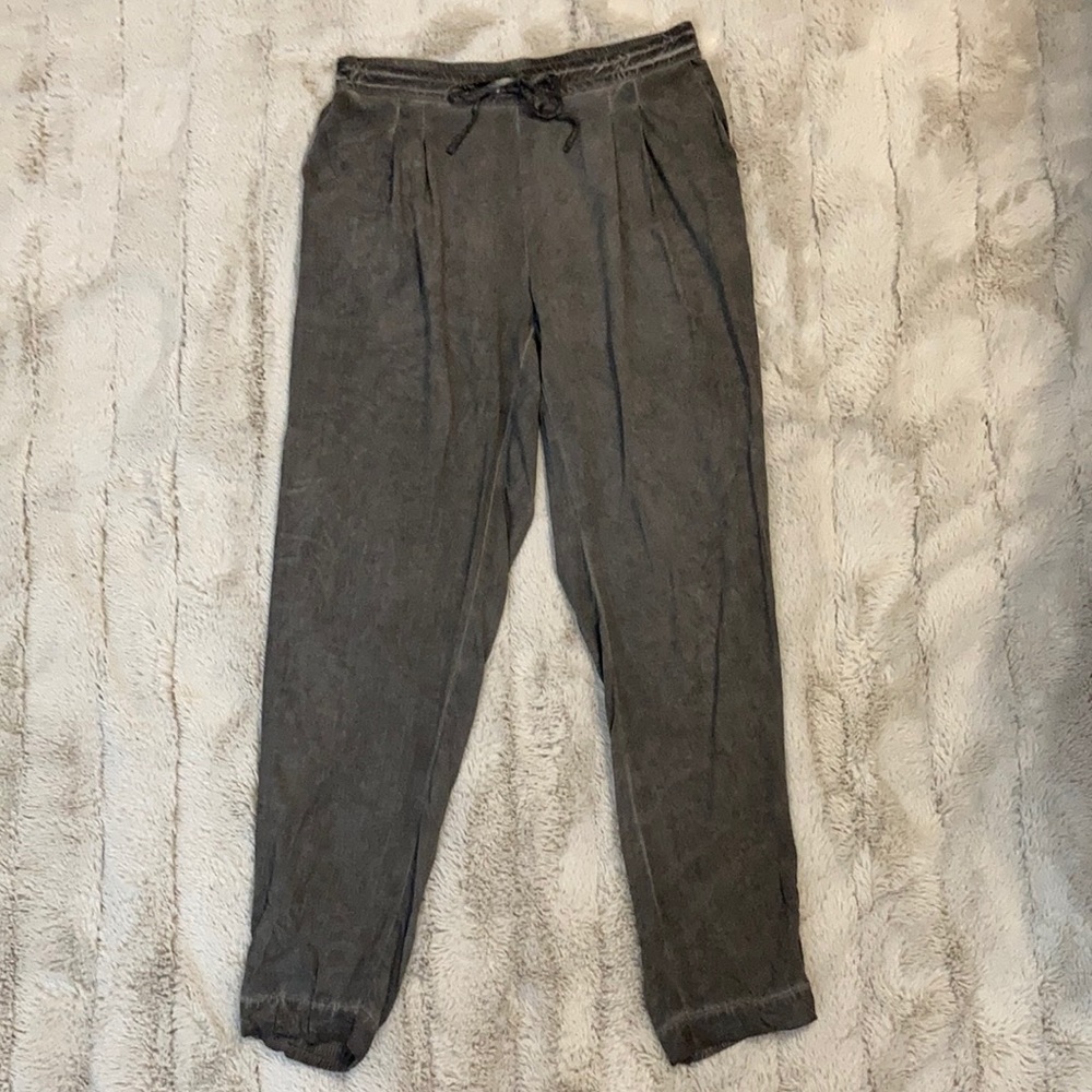 Stevie Hender jogger, gray, size medium, NWOT